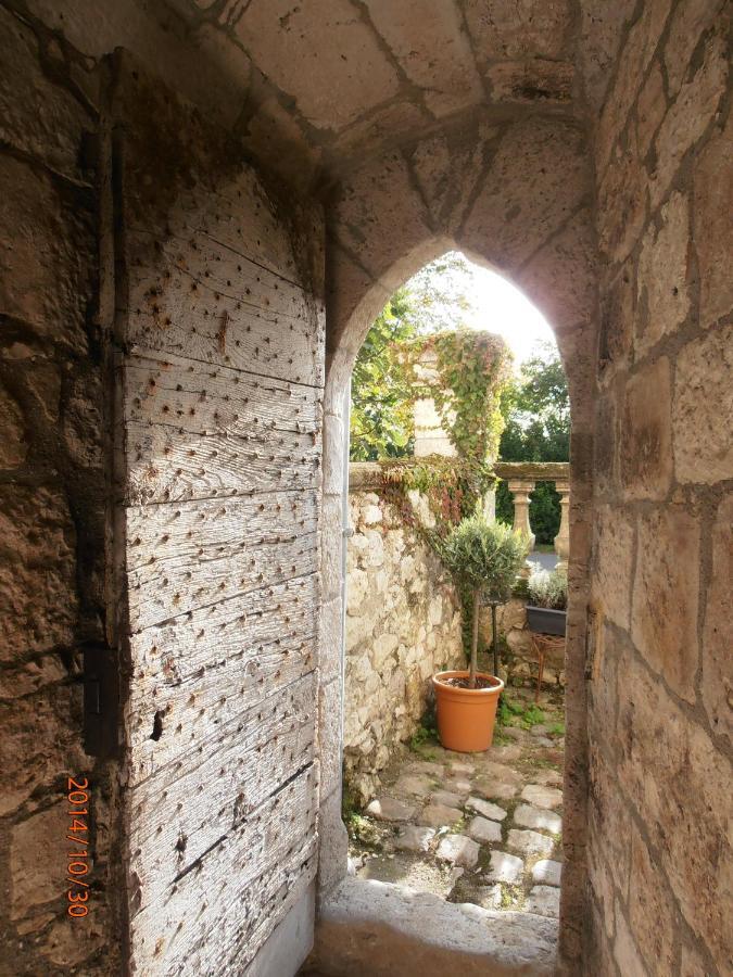 Cours De Thomazeau Bed & Breakfast Castillonnes Exterior photo